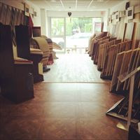 First Floors showroom – Front shop makeover!
